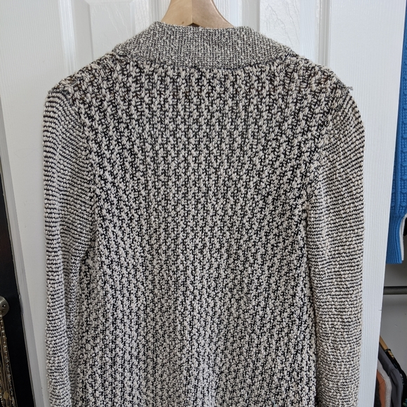 Cozy knitted cardigan - Picture 2 of 4